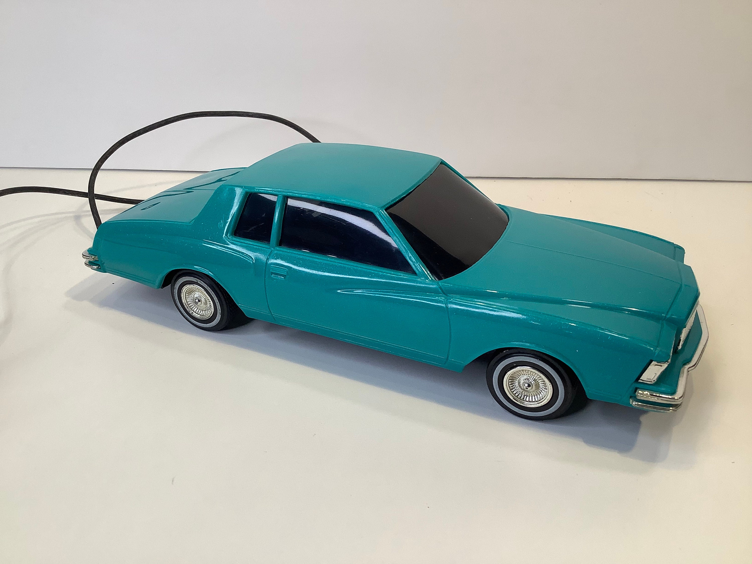 TMO559 1960 monte carloレーシングジオラマ　LLEDO Vintage Lindberg Lowrider Monte Carlo Toy - Etsy