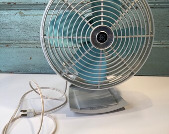 Footstool fan 2024
