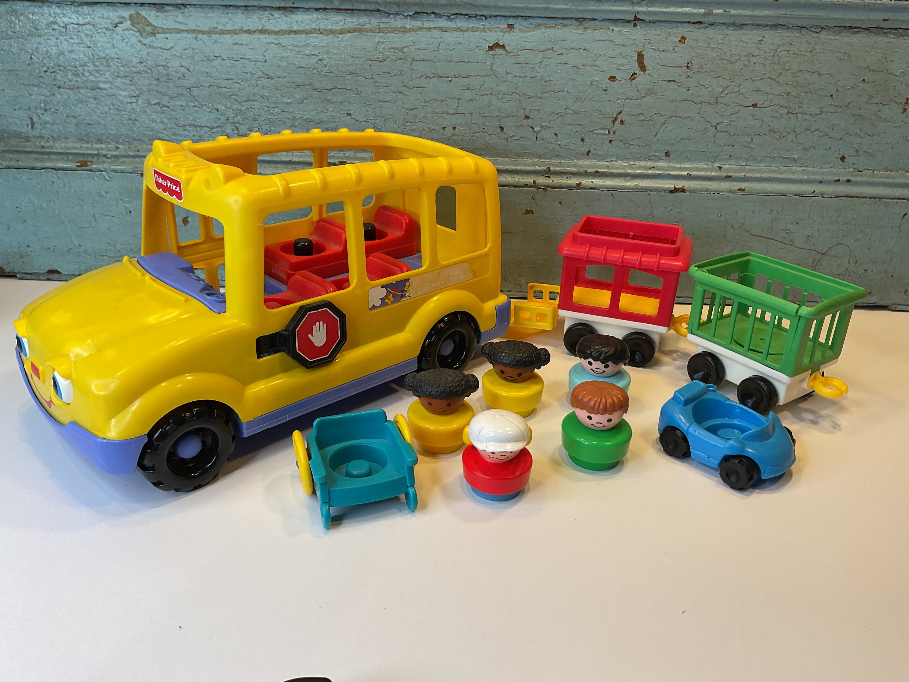 Vintage Fisher Price school bus 1998