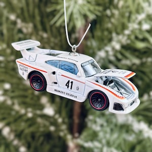 Porsche 935 Christmas Tree Ornament (Opening Hood)
