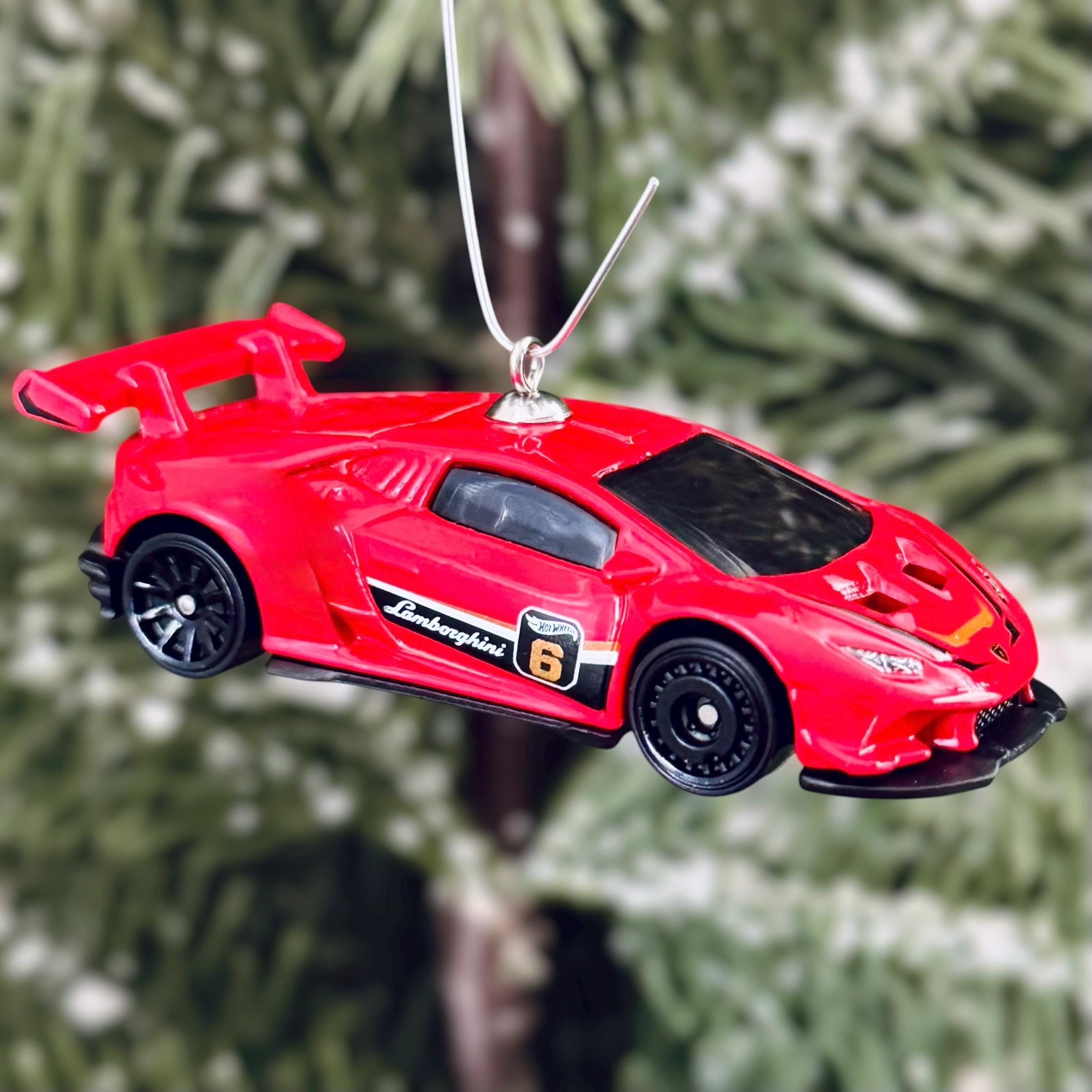 thumbnail interactive-video image 1 of Hot Wheels Premium Exotic Envy Lamborghini Huracán LP 610-4 Verde – Ca – Chido Toys 1 of 12