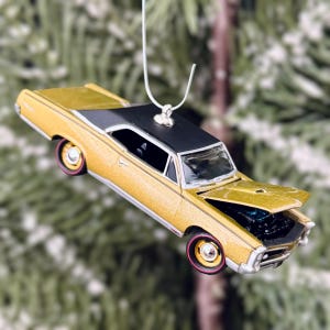 1967 Pontiac GTO Christmas Tree Ornament (Opening Hood)
