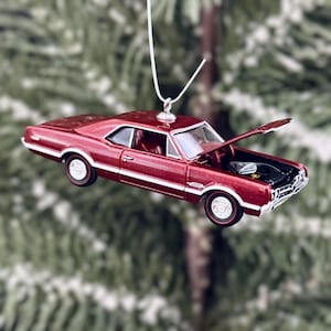 1966 Oldsmobile 442 Christmas Tree Ornament (Opening Hood)