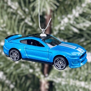 Ford Mustang Shelby GT350R Christmas Tree Ornament