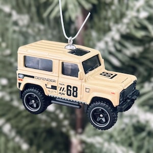 Land Rover Defender 90 Christmas Tree Ornament