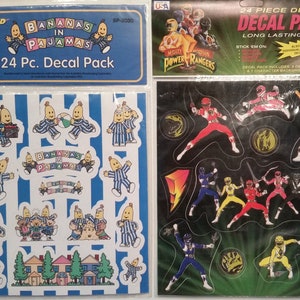 Decalques vintage NOS Bananas em pijama 1995 e Power Rangers 1993 Pacotes de decalques de 24 peças NIP Novos adesivos