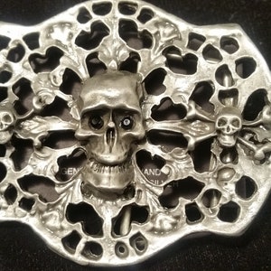 Vintage Skull Belt Buckle Pewter Skull and Bones NOS 3 1/4&quot; W x 2 3/4&quot;