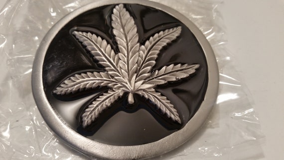 Marijuana Pot Leaf Belt Buckle NOS Vintage Metal - image 2