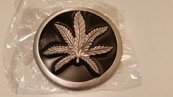 Marijuana Pot Leaf Belt Buckle NOS Vintage Metal - image 1