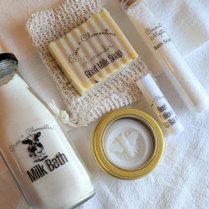 Luxury Spa Gift Set: Organic Self-Care Hygge Box with Goat Milk & Tallow