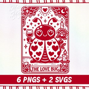 Puede incluir: Gráfico rojo y blanco de una mariquita sosteniendo una copa de vino y una rosa, con manchas y ojos en forma de corazón. La imagen incluye el texto "THE LOVE BUG" y "6 PNGS + 2 SVGS". El diseño está enmarcado con bordes decorativos.