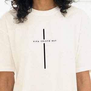 Viva Cristo Rey Unisex T-shirt | Jesus is King Shirt | Faith Based Apparel | Trendy Christian Shirt | 100% Cotton Shirt