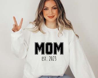 Mama Shirt, Retro Comfort Colors Pregnancy Announcement Shirts, Baby Shower Gift For Mom, Est. 2023, Pregnancy Reveal Tee