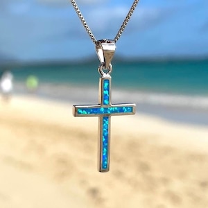 ☺︎ Blue Fire Opal Dragonfly Necklace - 925 Sterling Silver