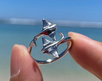 Manta Ray Ring - 925 Sterling Silver, Twin Manta Rays, Adjustable Ring, Hawaiian Jewelry, Au&#39;au Channel Whales