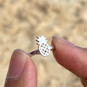 Pineapple toe ring sandals store