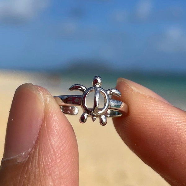 Turtle Toe Ring, Classic Honu Turtle Toe Ring, Sterling Silver Fully Adjustable, Hawaiian Style Jewelry Gift, Under 10