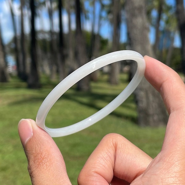 White Jade Bangle, Smooth Jade Bangle, Plantation Jade Collection, Size 7.5 Jade Bangle, Hawaii Plantation Collection