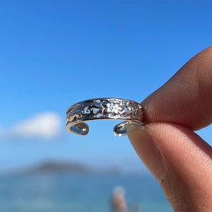 Hawaii Scroll Toe Ring, Scroll Toe Ring, Free Size, Open Size, Adjustable Toe Rings, Stackable, Hawaiian Island Style Jewelry