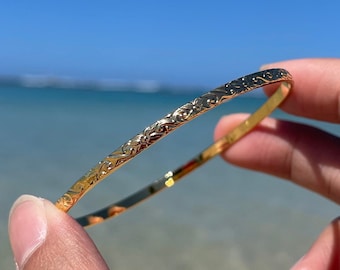 Hamilton Gold Scroll Bangle-  Stackable, 7 Days Bangle, 7 Days Bracelet, Gift for Her, Hawaiian Jewelry, 3 mm Adult Size 7" to 9"