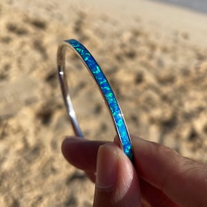 ☺︎ Blue Fire Opal Dragonfly Necklace - 925 Sterling Silver