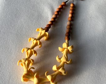 Auto Lei, Orange-Gelb Puakenikeni Car Lei, handgefertigt und auf Bestellung gefertigt