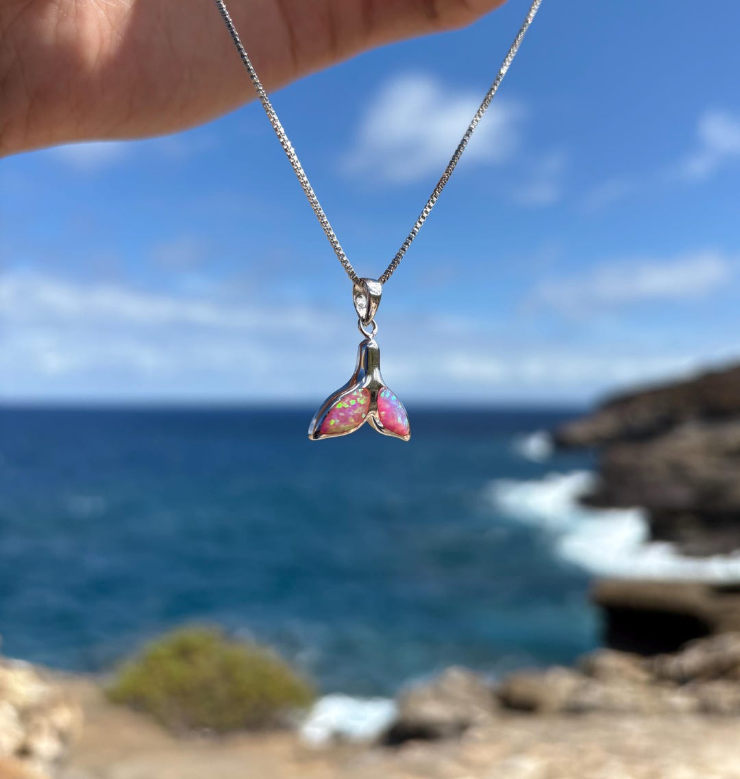 アクセサリー Whale tail opal necklace Opal Whale Tail Necklace – GoBeachy