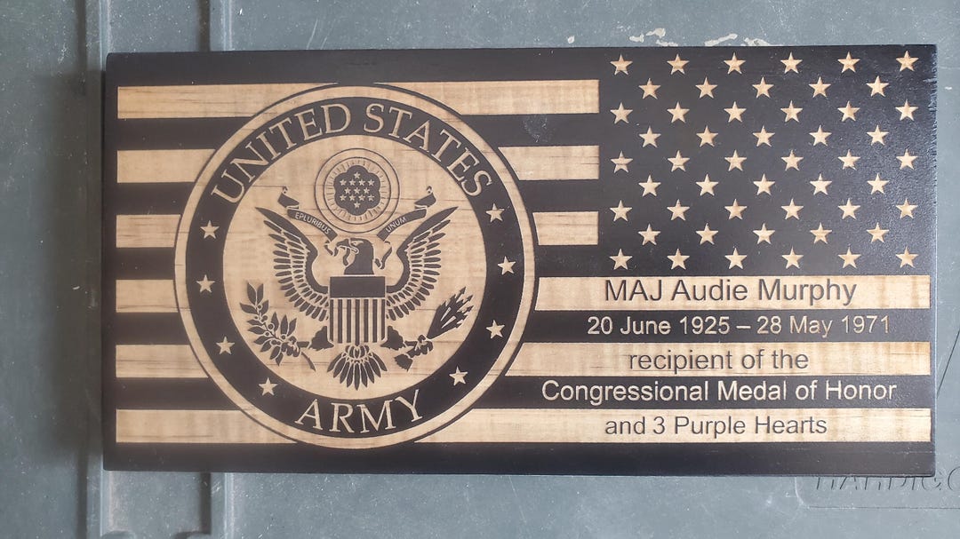 Assaulting Forward Flag Military Service Plaque - Etsy