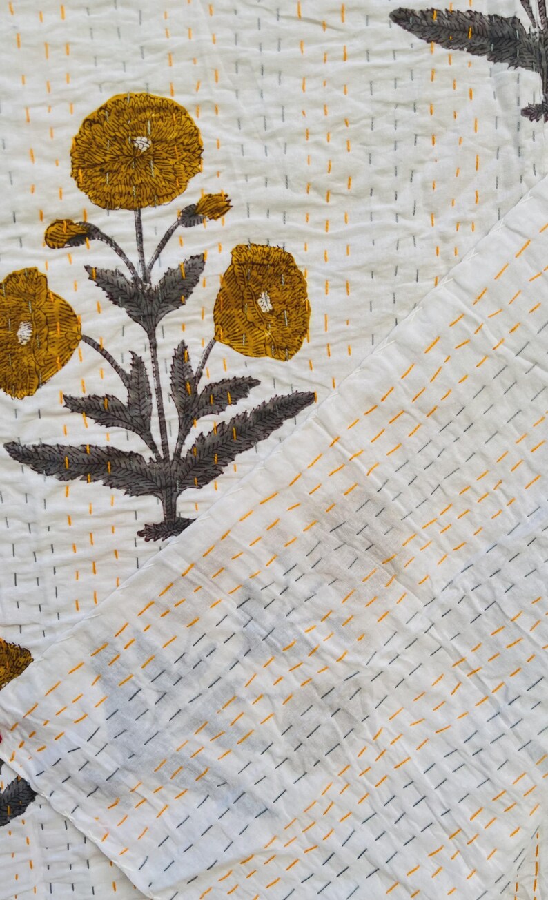 Puede incluir: Un juego de tres tazas de cer&aacute;mica con un acabado moteado y mate. Las tazas son de color crema, gris claro y gris oscuro. Cada taza tiene un dise&ntilde;o simple y minimalista, ideal para caf&eacute; o t&eacute;.