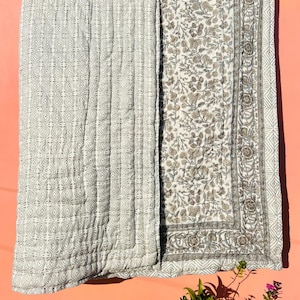 Hand Block Print Cotton Quilt Reversible Floral Bedspread Indian King size Blanket Throw