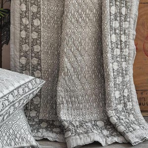 Hand Block Print Cotton Quilt: Reversible King Size Boho Bedspread