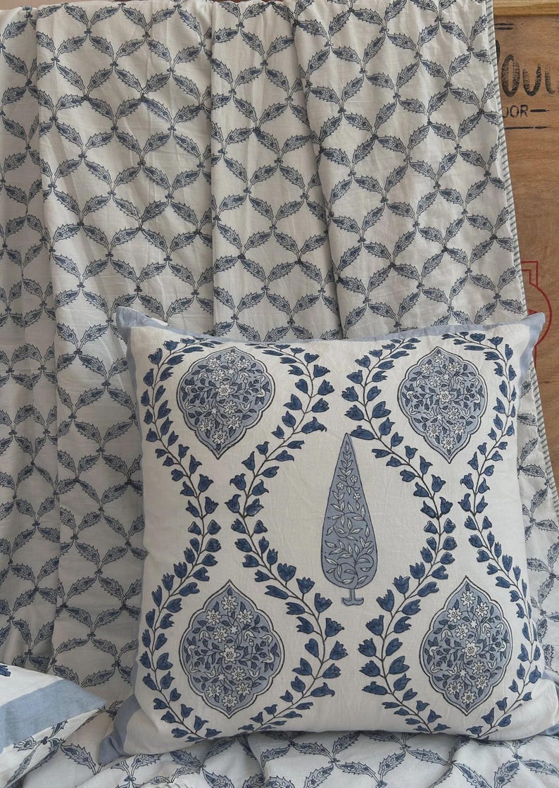 Handmade Cotton Block Print Quilt: Reversible Floral Bedspread image 12