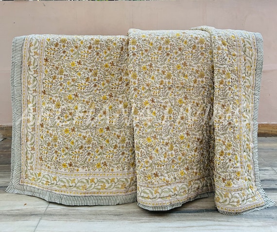 ハンドブロックプリントクイーンキルト: リバーシブルフローラルジャイ