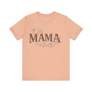 Camisa floral bohemia para mamá - Camiseta retro para el Día de la Madre imagen 12