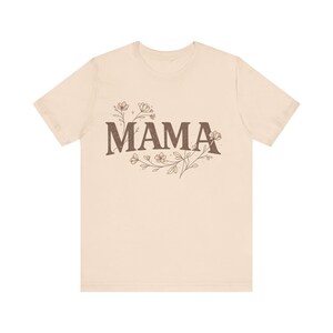 Camisa floral bohemia para mamá - Camiseta retro para el Día de la Madre imagen 10