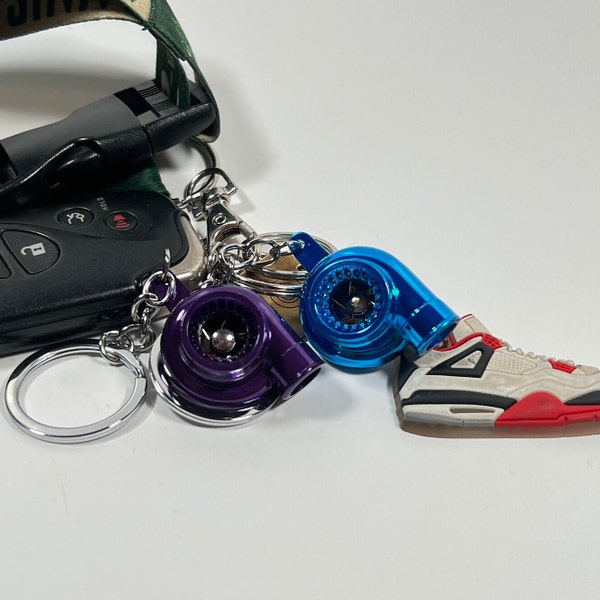 Turbo Keychain with Free Shipping: Heavy Duty, High-Quality Metal Keyring for Car Lovers!