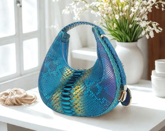 Borsa a mezzaluna in pelle di serpente fatta a mano - Idee regalo per gli amici