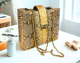 Borsa shopper in pelle di pitone con tracolla a catena - Regali speciali per il compleanno della mamma