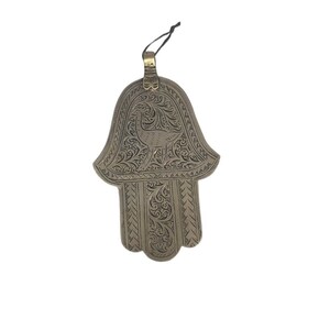 Judaica - a wonderful and large Hamsa, handmade engravings.