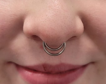 Bijoux double septum en titane de qualité implantaire 16G/ Créoles en argent/ Septum avec charnière en acier/ Créoles à cliquet en titane/ 1,2 x 8/10 mm Argent Or