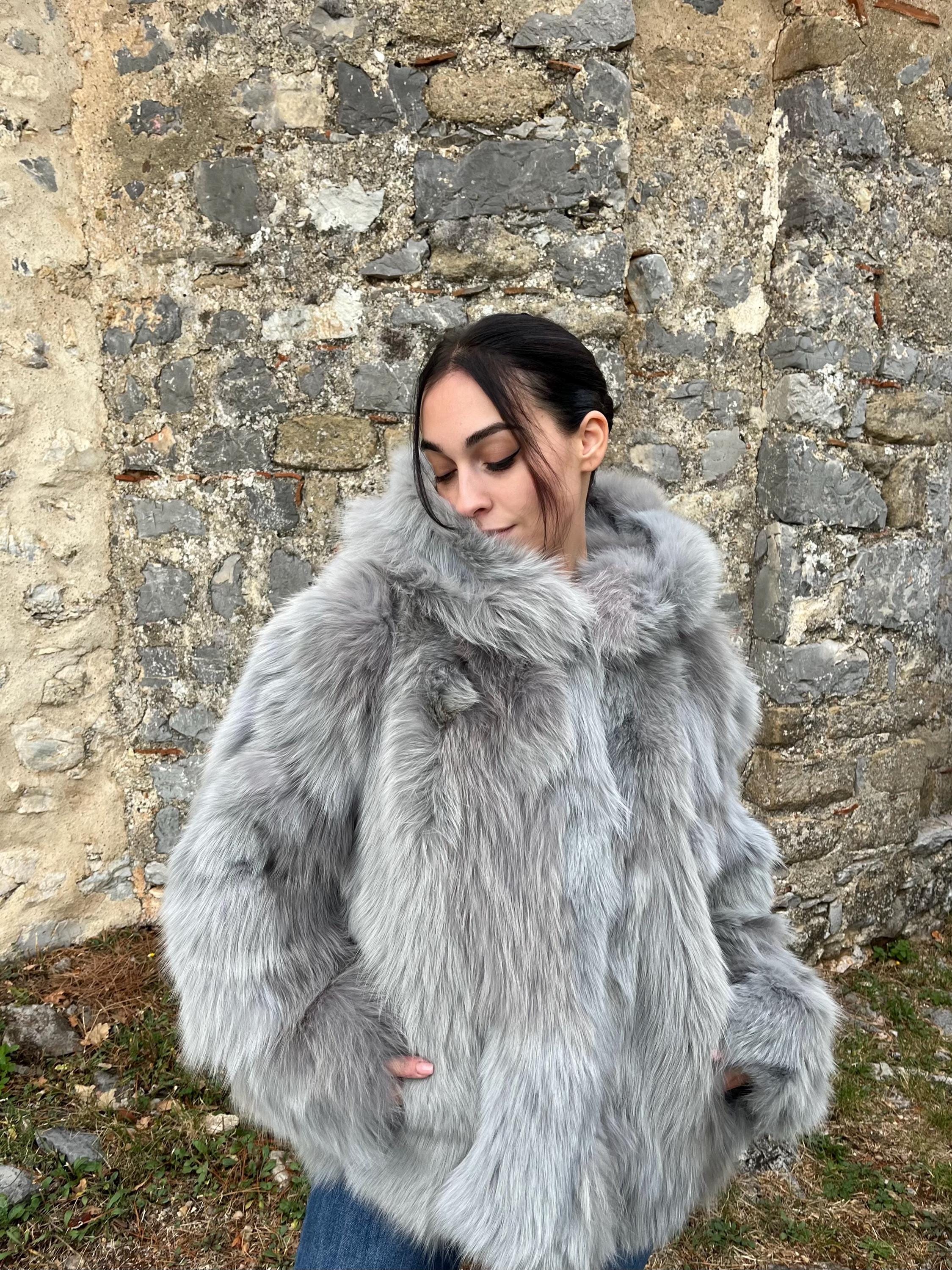 Luxury Silver Fox Fur Coat With Hood – Handmade Real Fur Jacket