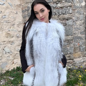 Luxury Artic Fur Vest/ Genuine Fur Fox Vest/ Real Fox Fur Vest/ Elegant Fur Vest