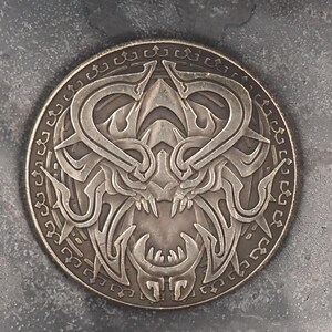 Dollar en argent Morgan frappé à la main - démon de l'enfer mangeur de coeurs - esprit/Apocalypse/Rapture/D&D, RPG, pièce de jeu MTG/jeton/médaille