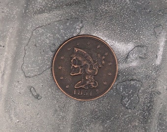 Hand Struck Large Half Penny - Hobo/Skull/Vanitas/MementoMori/Death Copper Replica Coin/Token/Medal