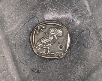 Replica of Ancient Greek Athenian Owl Tetradrachm 450BC - Athena&#39;s Owl Coin in Silver Plating - Great Collectable Or For RPG Gaming Counter