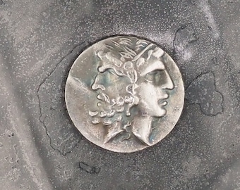 Replica of Ancient Greek Islands off Troas Tenedos AR Tetradrachm 160BC Coin in Silver Plate - Great Collectable Or For RPG Gaming Counter