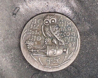 Replica of Ancient Greek Coin in Silver Plating - Great Collectable Or For RPG Gaming Counter - Grand Tour Type (G)