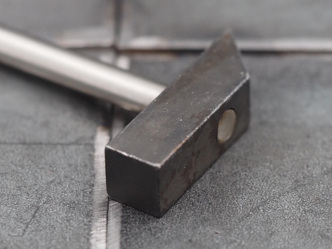 Forged High-grade Steel Metal Hammer for Chasing Chisel Cutting Tools ...