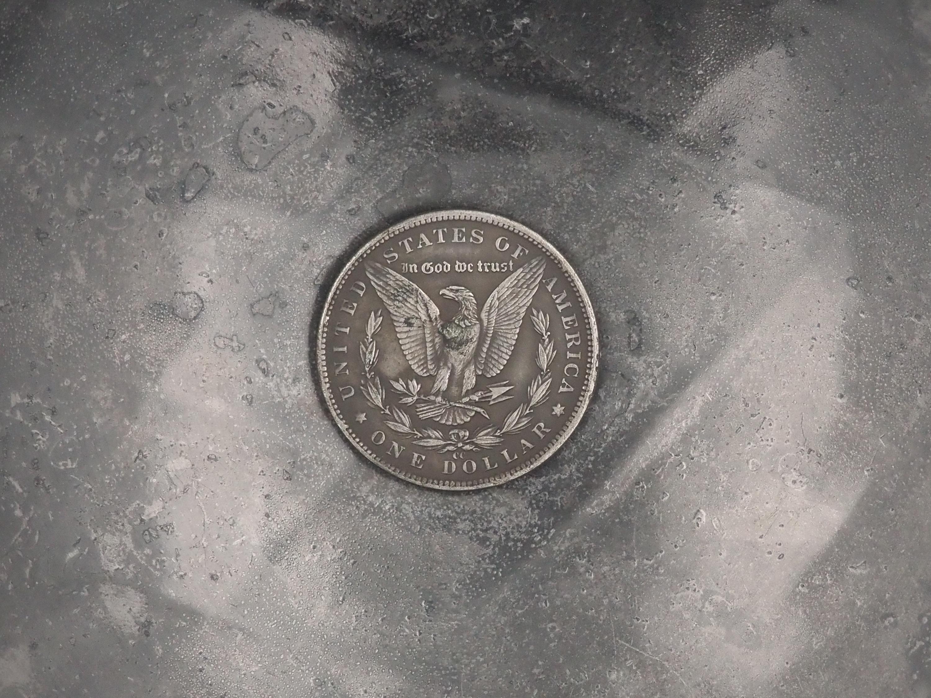 ハンドストラック アンデッド スモーキングガン アウトロー ワイルド ワイルド ウェスト - アメリカ モルガンドル .999 メッキレプリカコイン/トークン  珍品コレクション用 - Etsy 日本