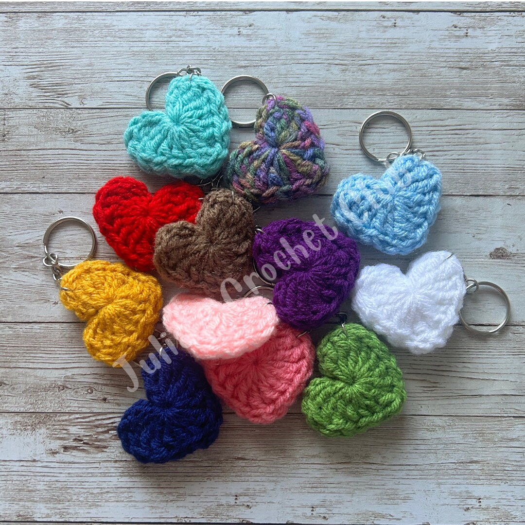 how to crochet heart bag & keychain (with wings & ribbons!)